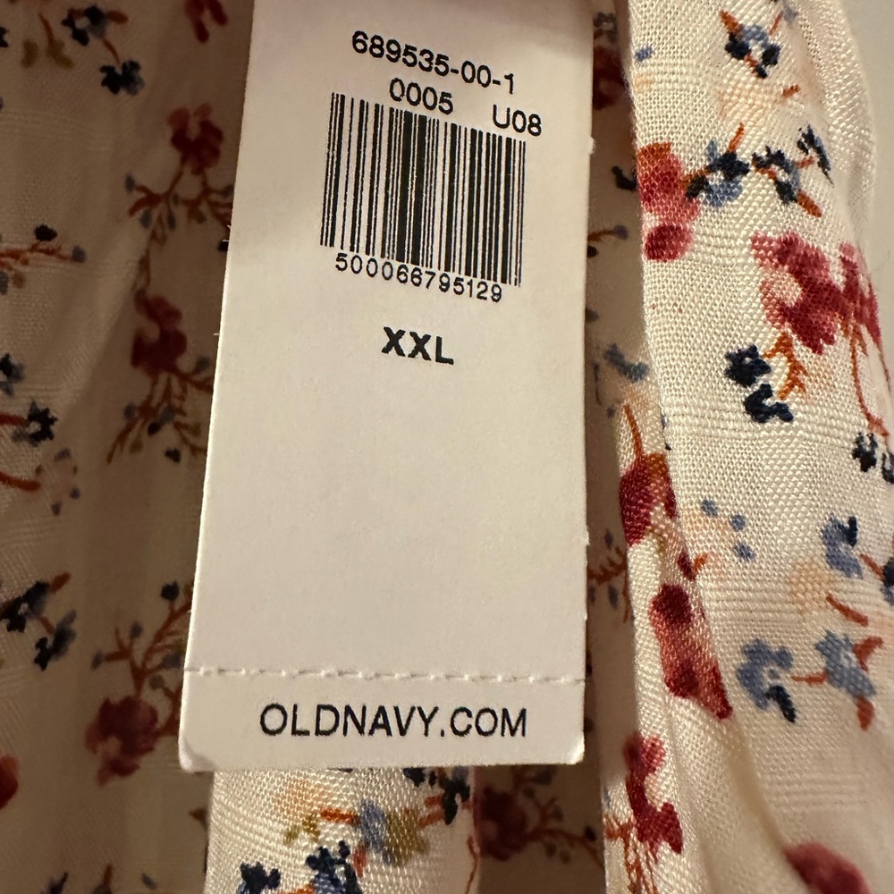 Old Navy Cream and Red Floral A-Line Skirt - Picture 3 of 3